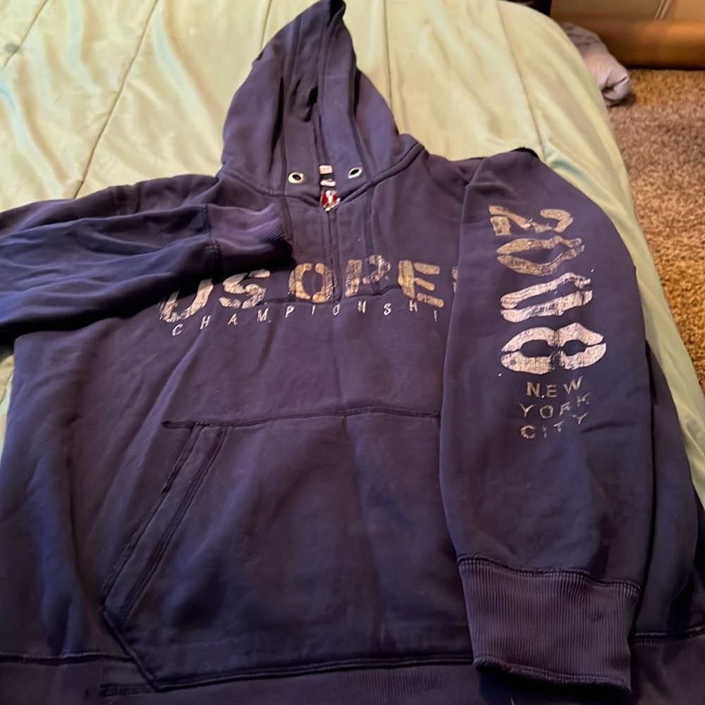 Unisex sweater